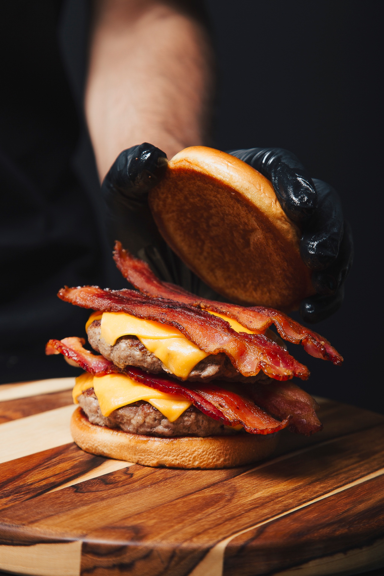 SUPREME BURGER